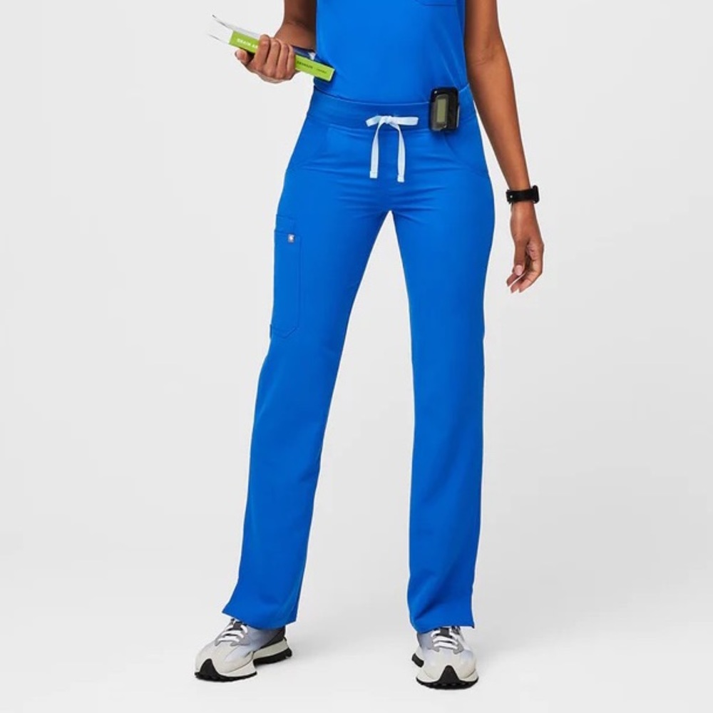 Kade Cargo Scrub Pants- Medium Tall